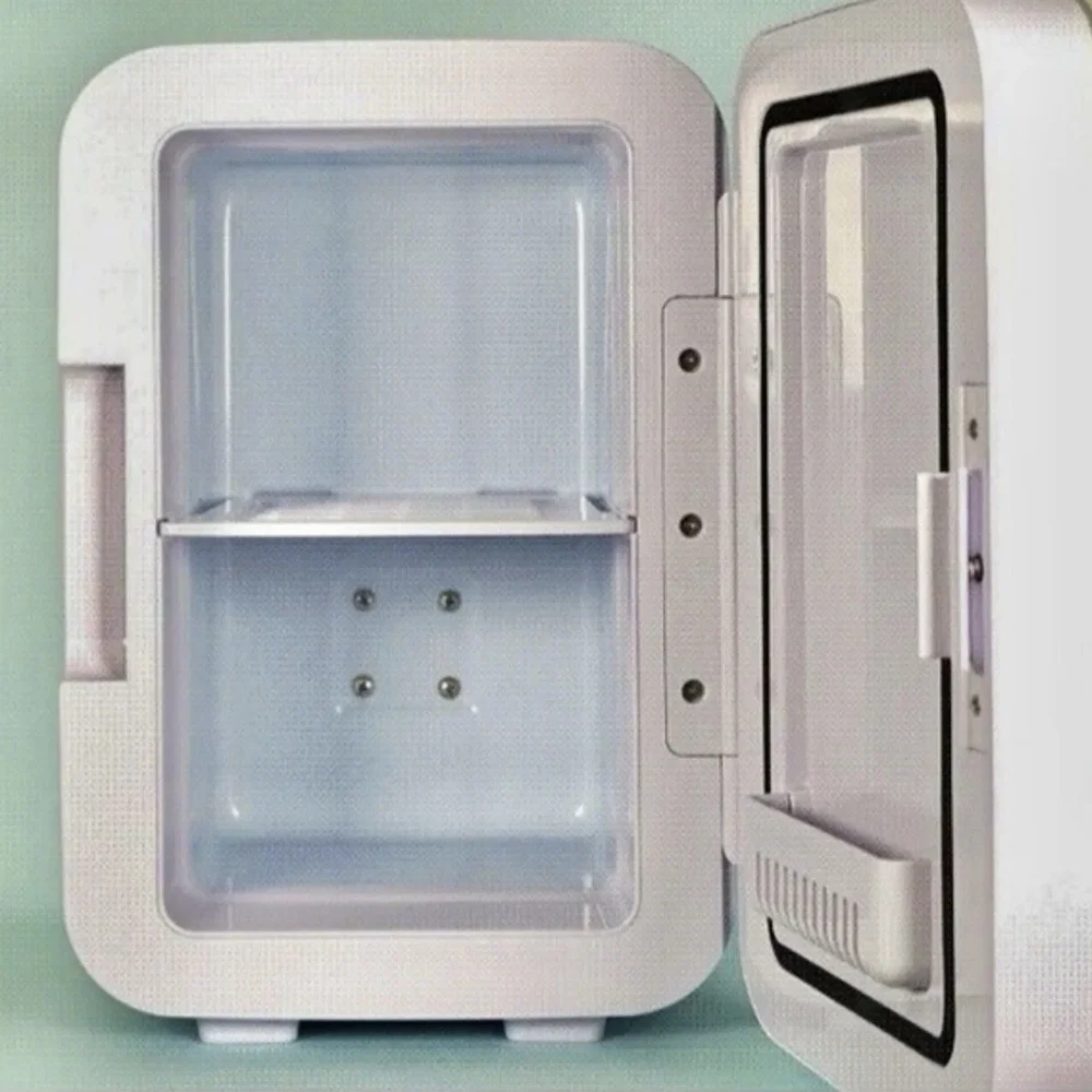 Good Molecules tabletop mini fridge - Picture 2 of 2